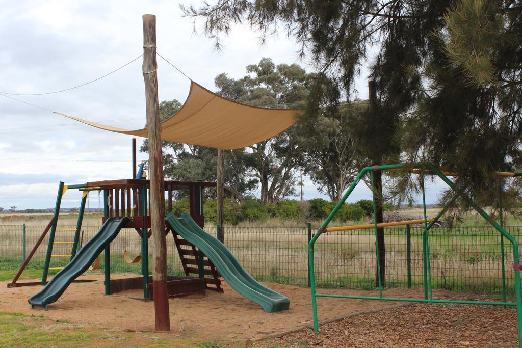 Aussie Cabins Hotell Dubbo Eksteriør bilde